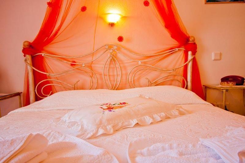 Marianna Hotel Períssa Eksteriør bilde